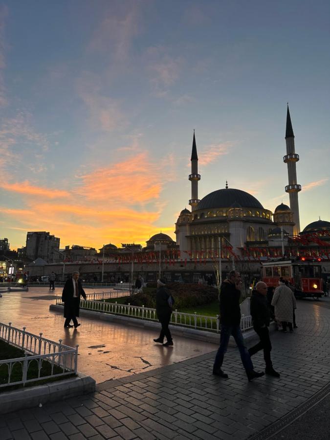 S.E.S. Taksim Apartamento Istambul Exterior foto